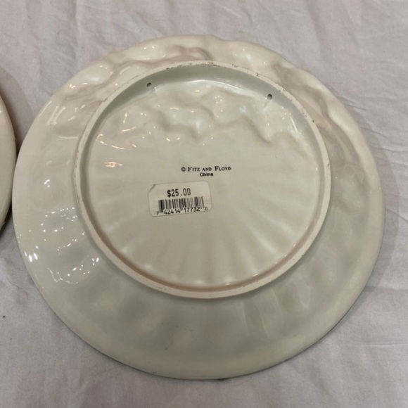 Fitz and Floyd's Vintage plates - Picture 5 of 8